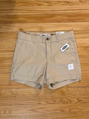 Old Navy Khaki Everyday Shorts